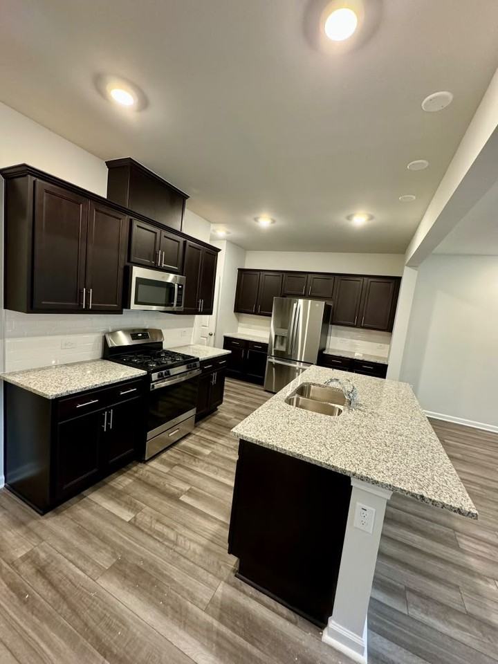 5004 Fir Tree Ln #1 - Photo 7 of 33