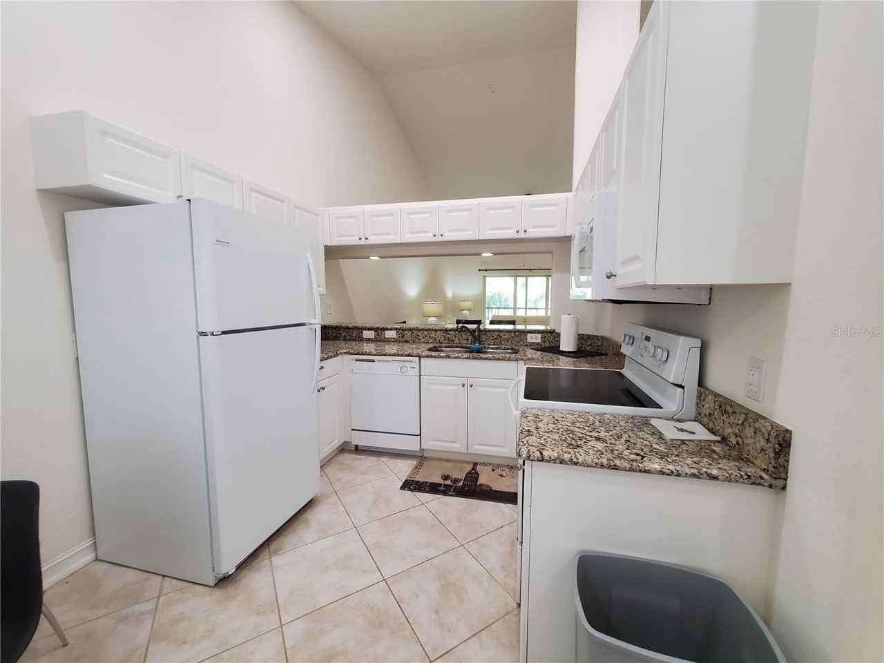 7196 N Plum Tree #325 - Photo 7 of 25