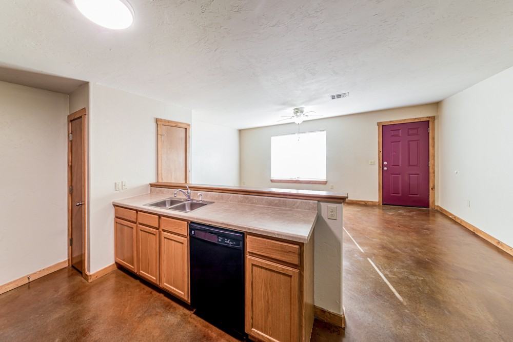 2505 W 58th St #1 - Photo 6 of 13