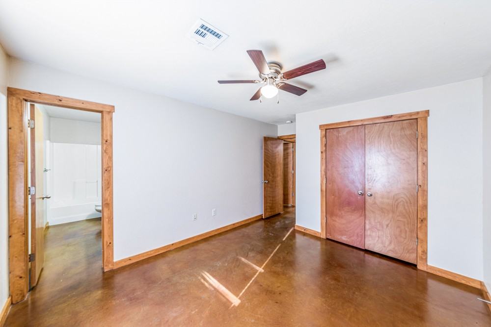 2505 W 58th St #1 - Photo 7 of 13