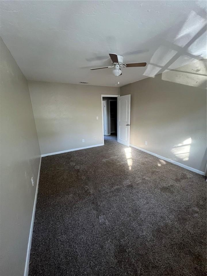 3122 Sw 26th Ter #A - Photo 5 of 8
