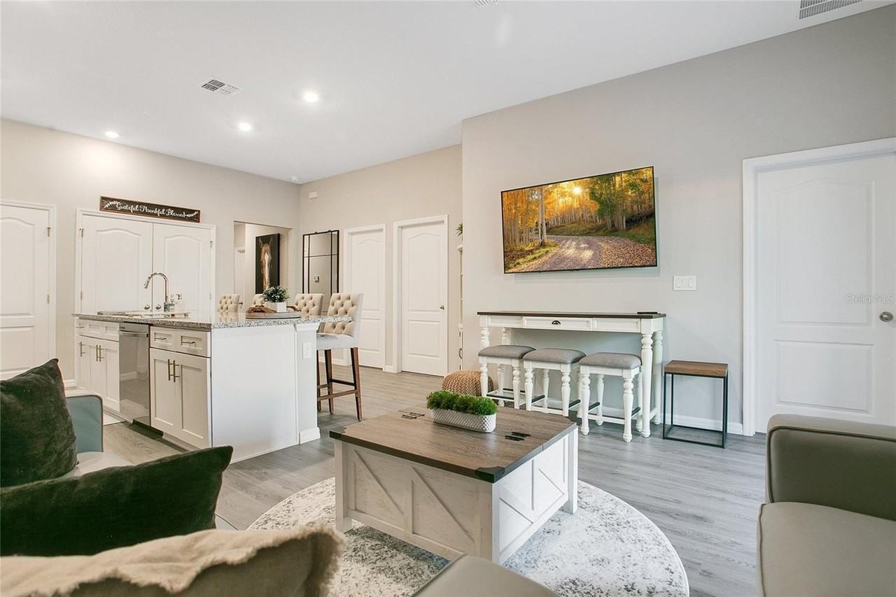 14257 Sw 60th Ter #1 - Photo 4 of 27