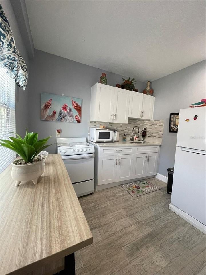 2606 Judge Loop - Photo 7 of 17