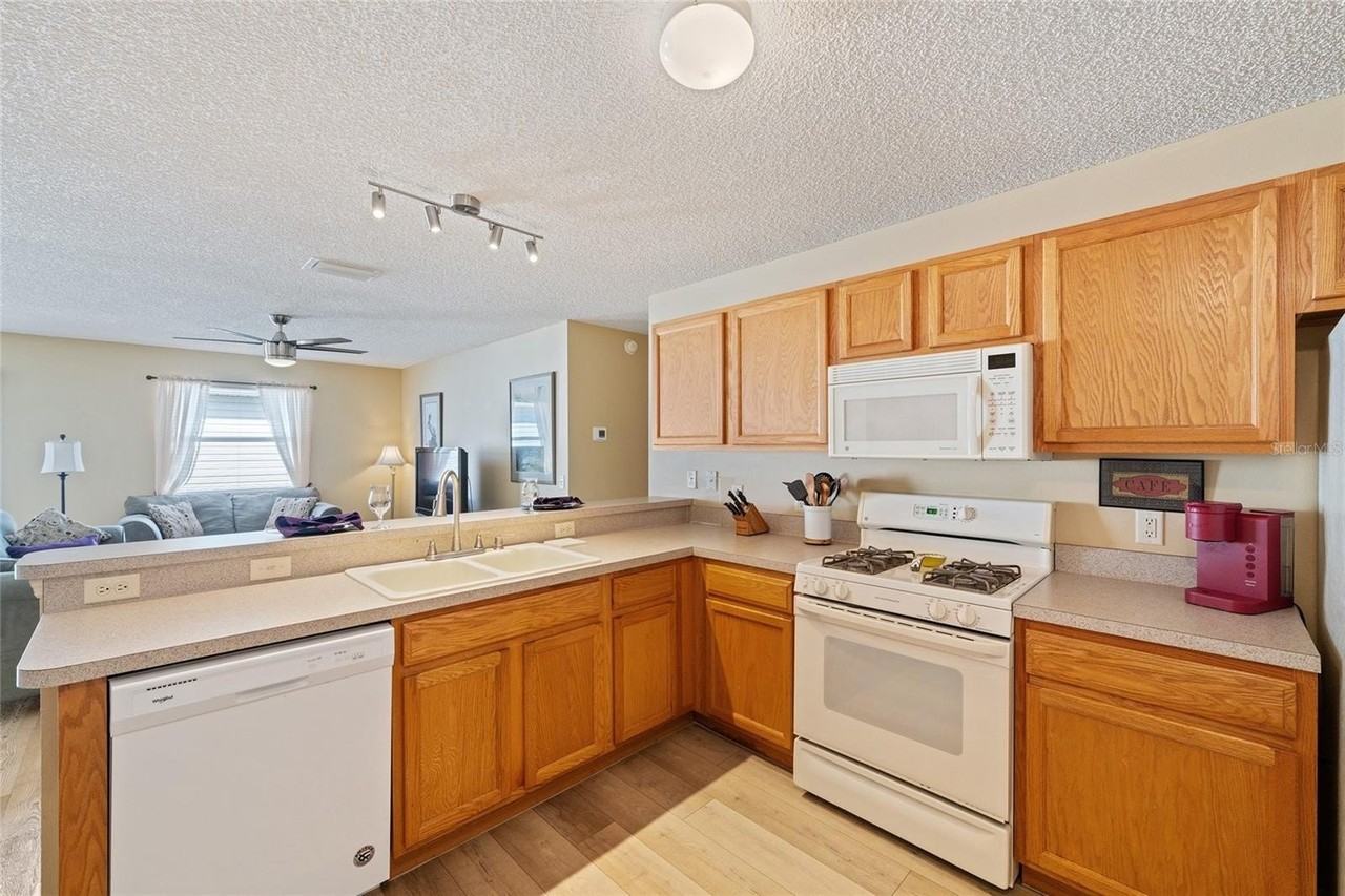 8221 Se 169th Palownia Loop - Photo 2 of 21