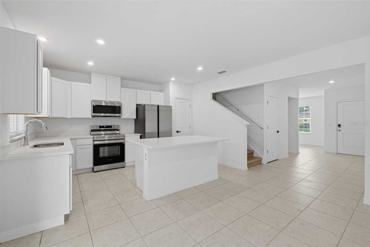 604 Del Aire Ct - Photo 5 of 33