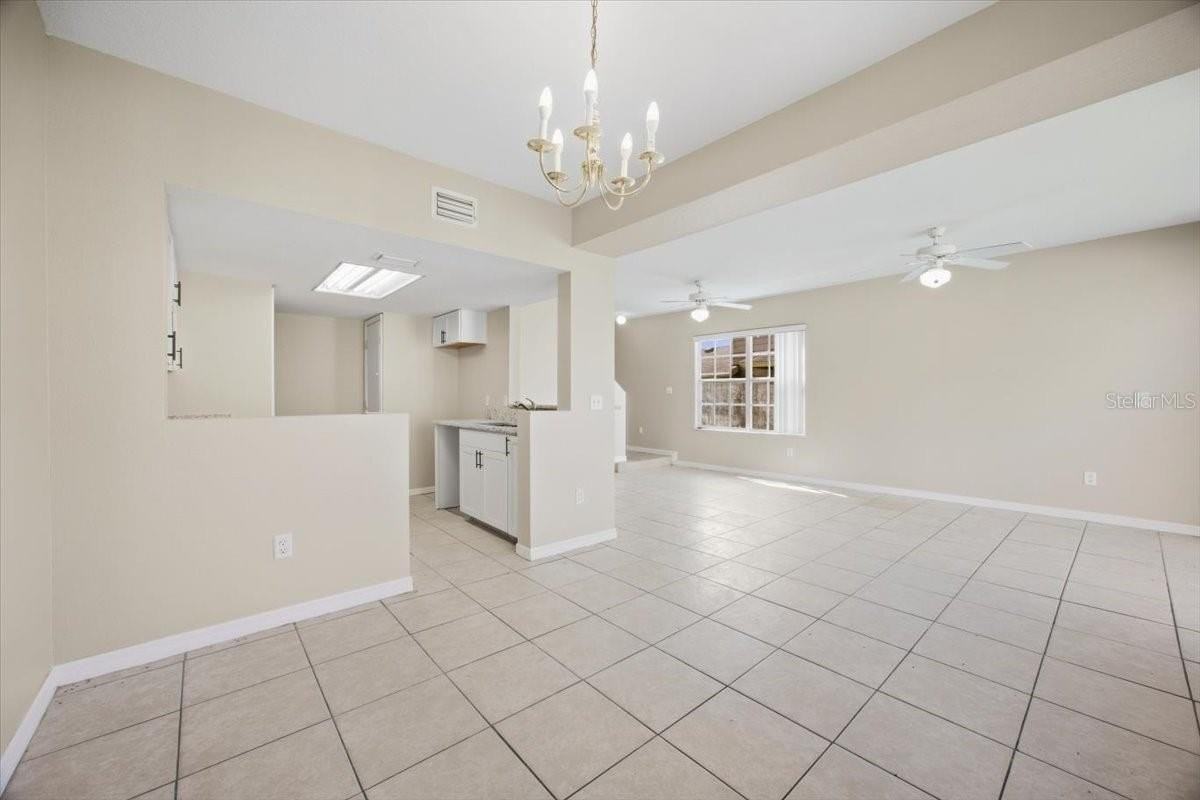 207 Australian Way - Photo 7 of 21