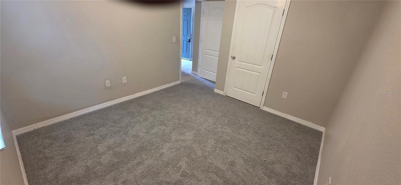 4206 Roberta Dr - Photo 7 of 9