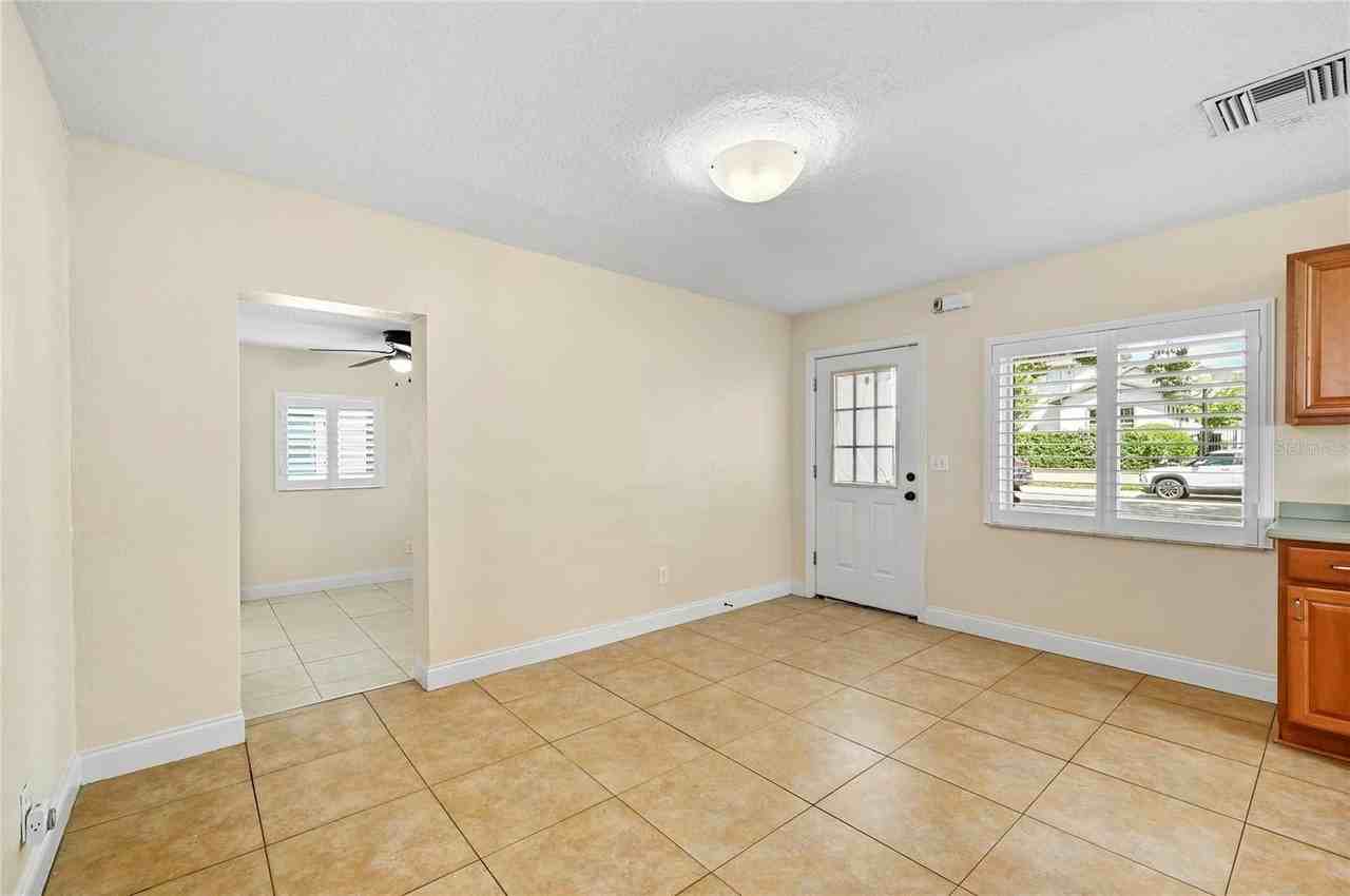 800 W Canton Ave - Photo 6 of 30
