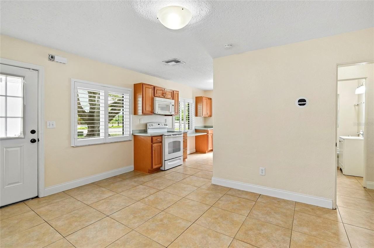 800 W Canton Ave - Photo 7 of 30