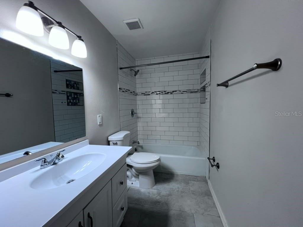7487 Canford Ct #5 - Photo 4 of 20