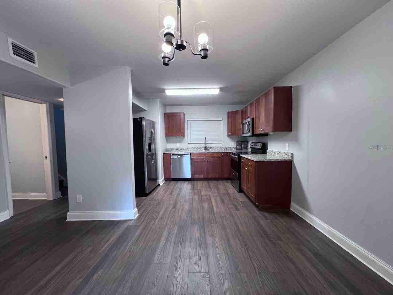 7487 Canford Ct #5 - Photo 6 of 20