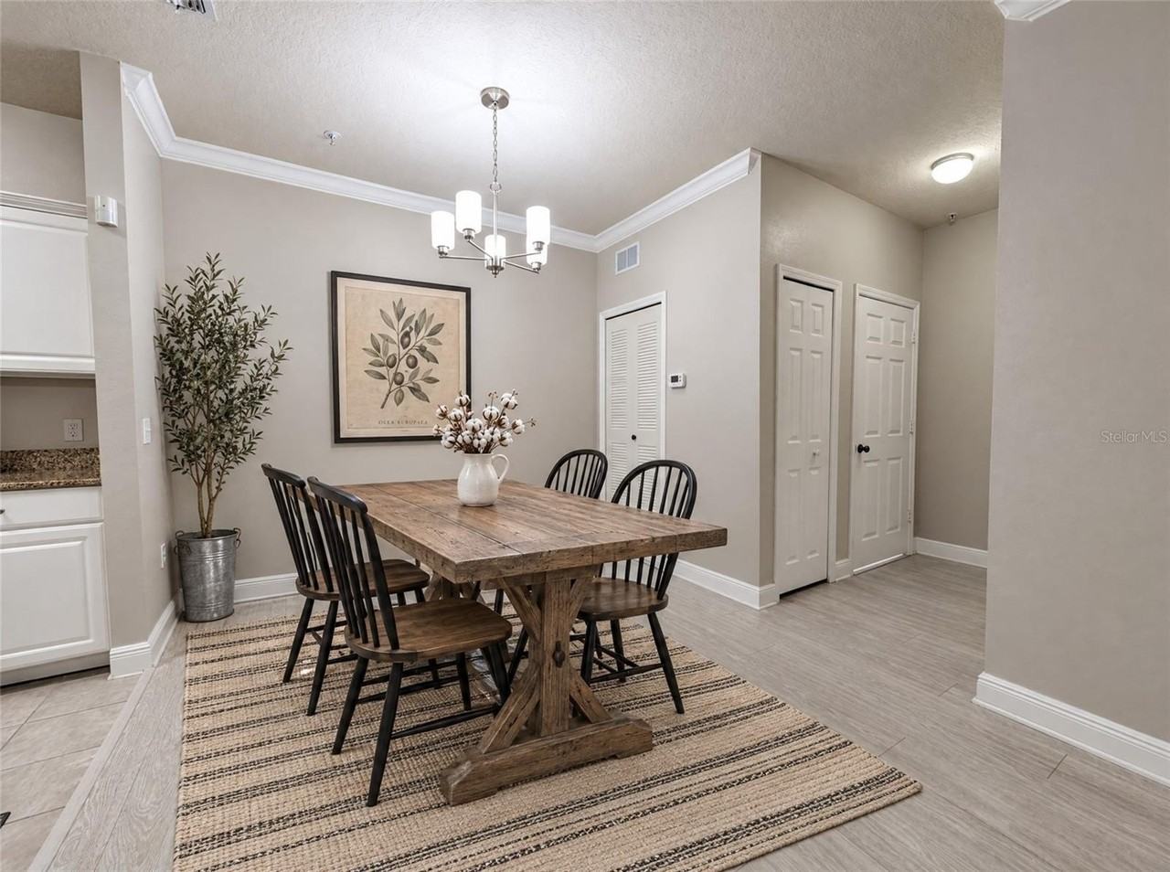 405 Southern Pecan Cir #108 - Photo 6 of 21