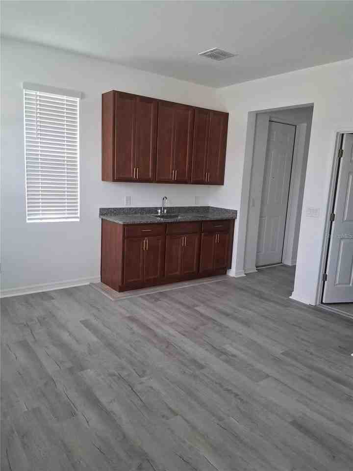 5042 Northern Dove Ave - Photo 3 of 7