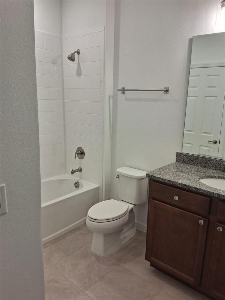 5042 Northern Dove Ave - Photo 4 of 7