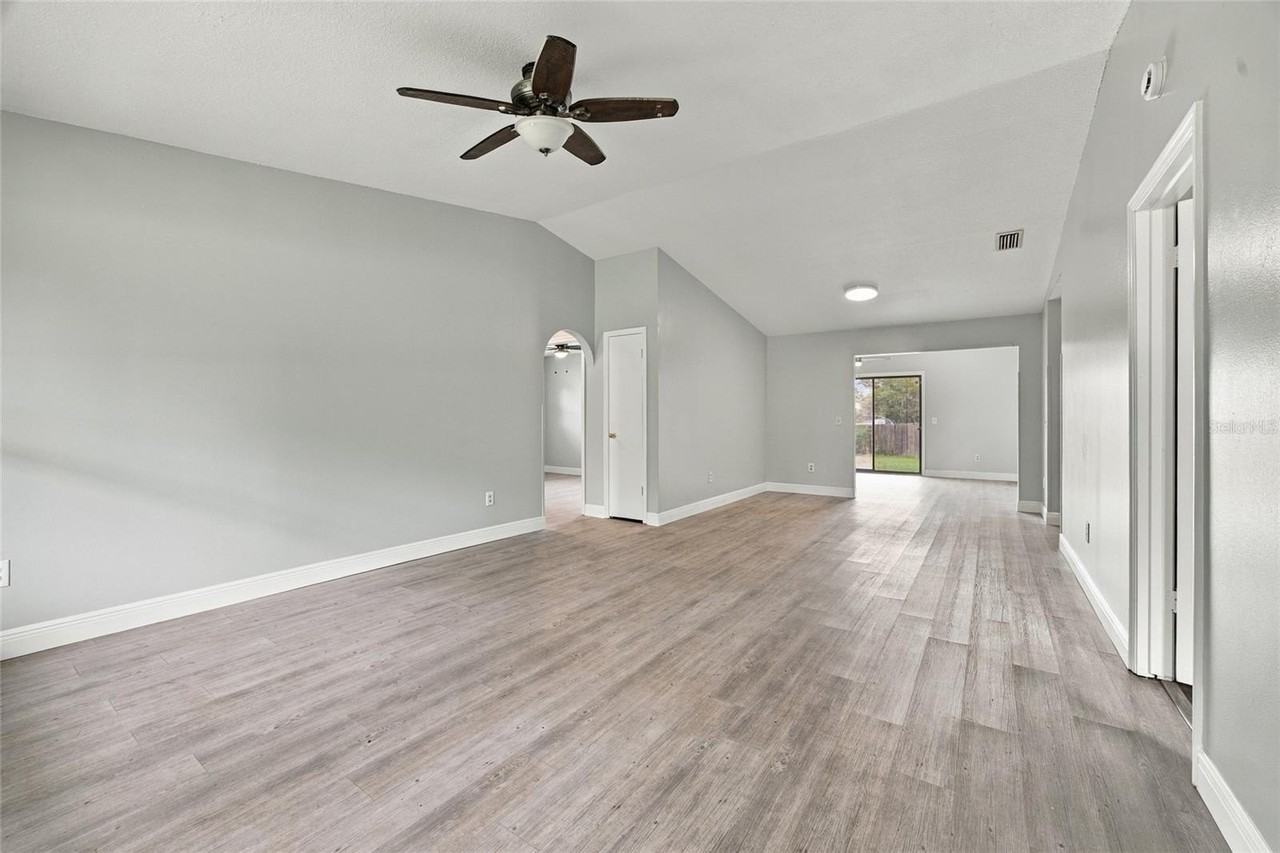 65 Pine Trce - Photo 3 of 17