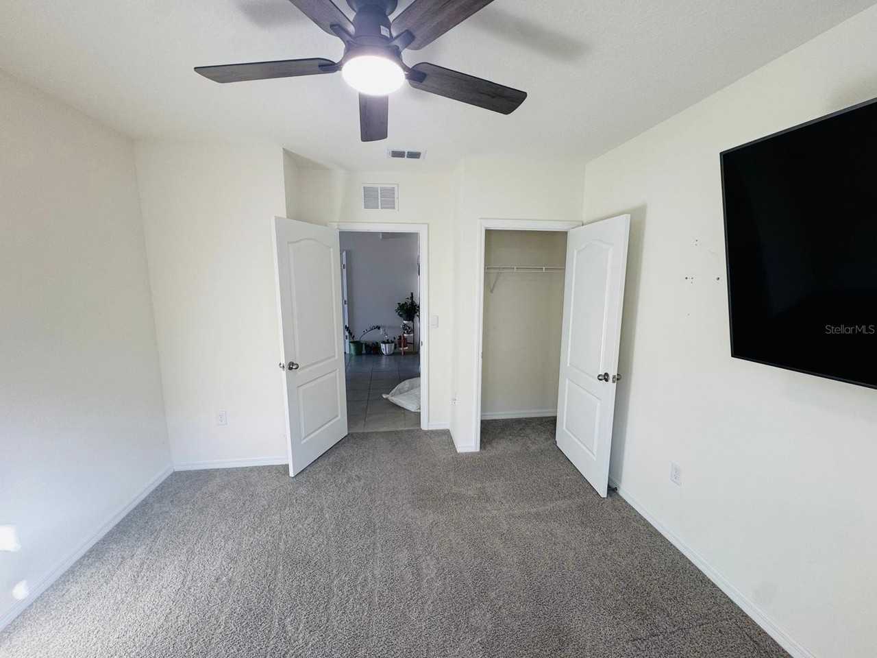 1503 Wax Myrtle Way - Photo 2 of 34