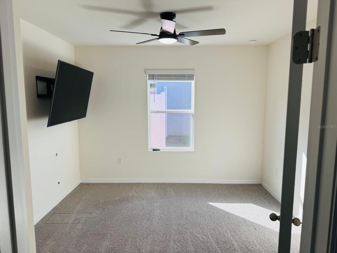 1503 Wax Myrtle Way - Photo 3 of 34