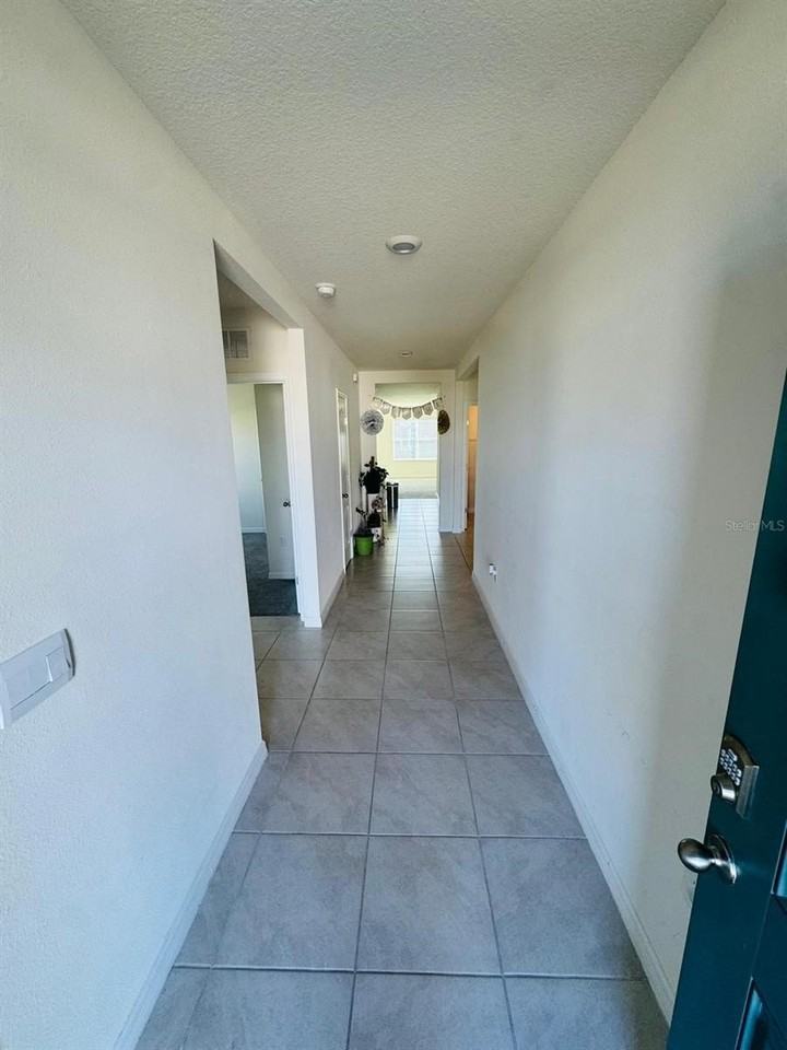 1503 Wax Myrtle Way - Photo 4 of 34