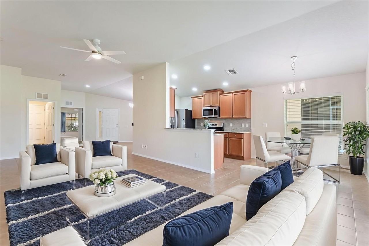418 Del Sol Ave - Photo 5 of 45