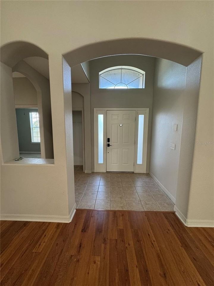 2112 Bunker View Ct - Photo 2 of 18