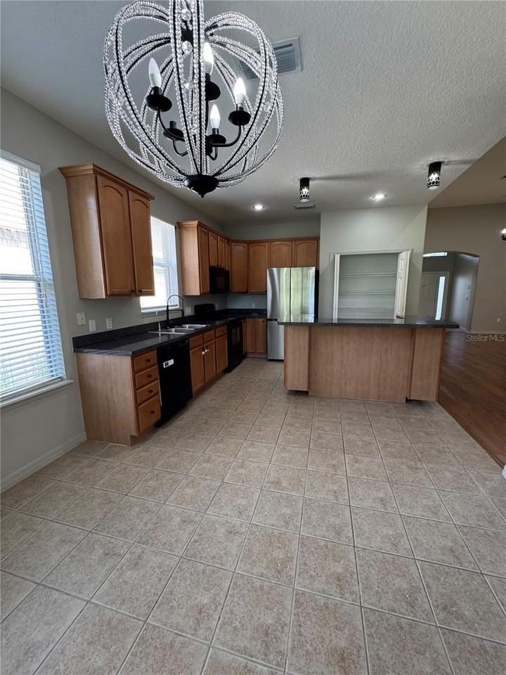 2112 Bunker View Ct - Photo 6 of 18