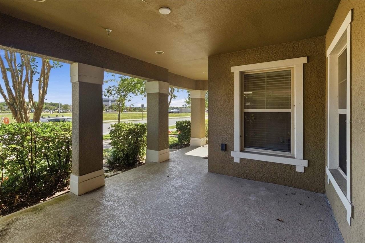 10546 Green Ivy Ln - Photo 6 of 50