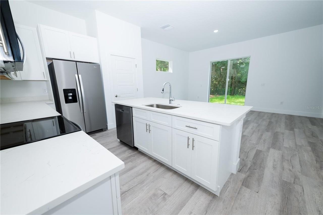 9298 N Mendoza Way - Photo 6 of 32
