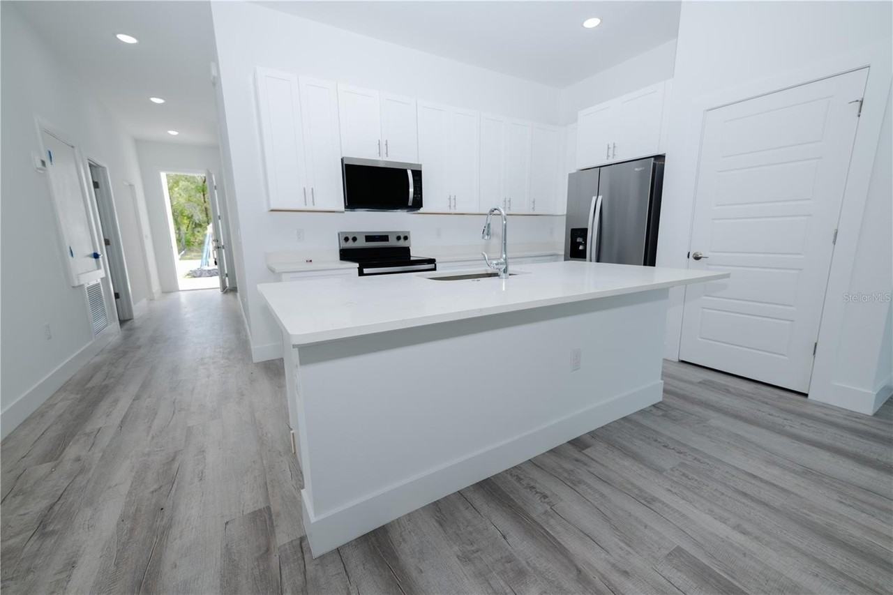 9298 N Mendoza Way - Photo 7 of 32