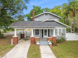 featured image of 6810 N Navin Ave