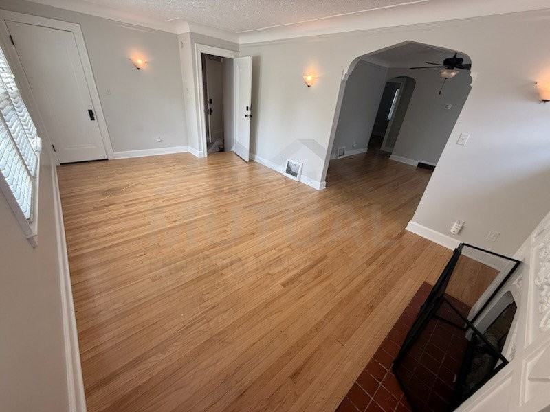 175 Jewell St - Photo 2 of 8