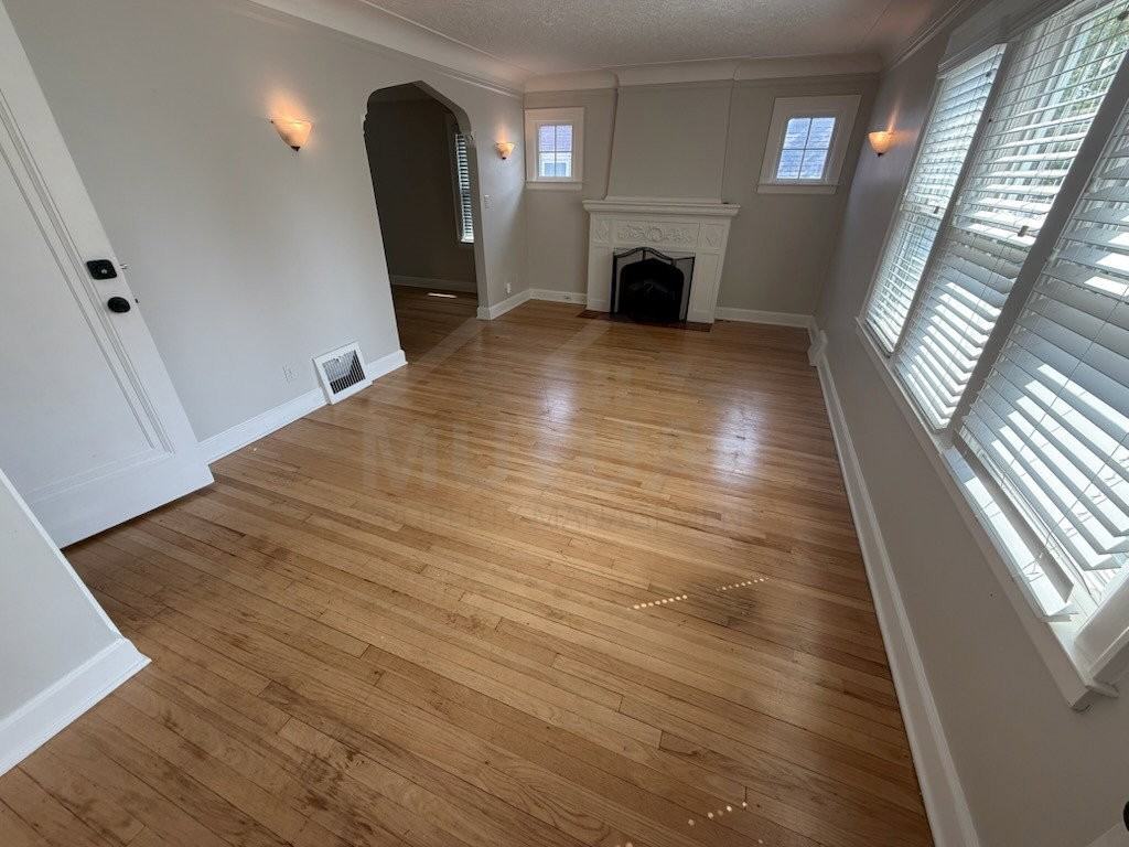 175 Jewell St - Photo 3 of 8