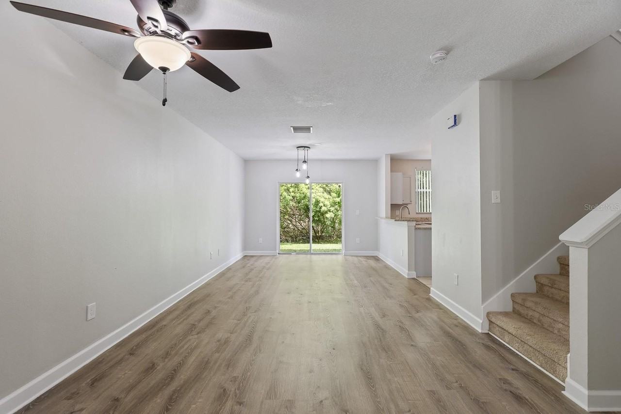 9722 Forestdale Ct - Photo 3 of 19
