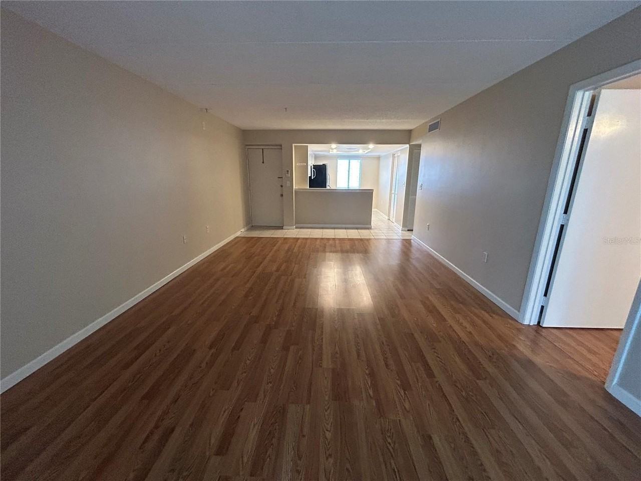 119 Cypress Ct - Photo 4 of 26