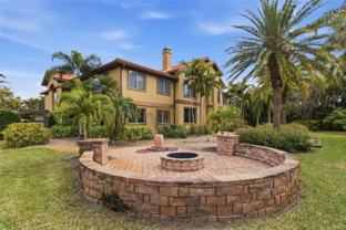 303 Sunny Ln - Photo 1 of 1