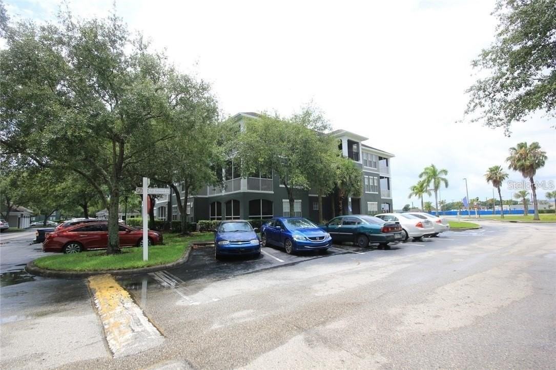 9401 Crescent Loop Cir #103