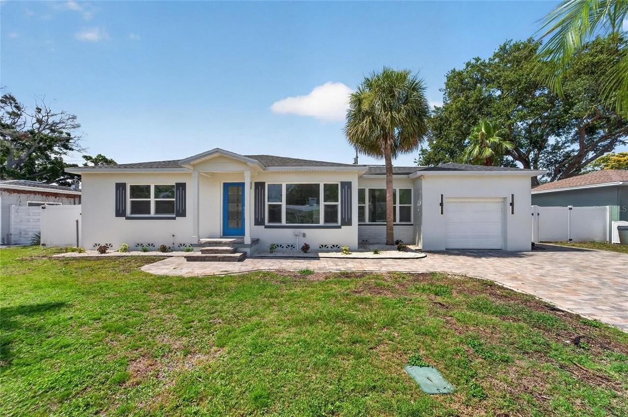 4810 Del Rio Way S - Photo 2 of 50