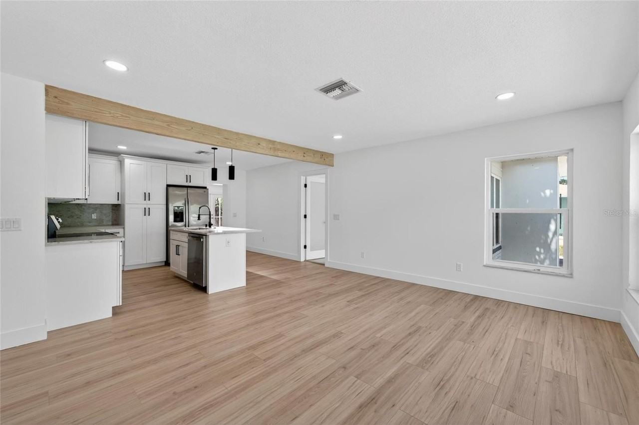 4810 Del Rio Way S - Photo 7 of 50