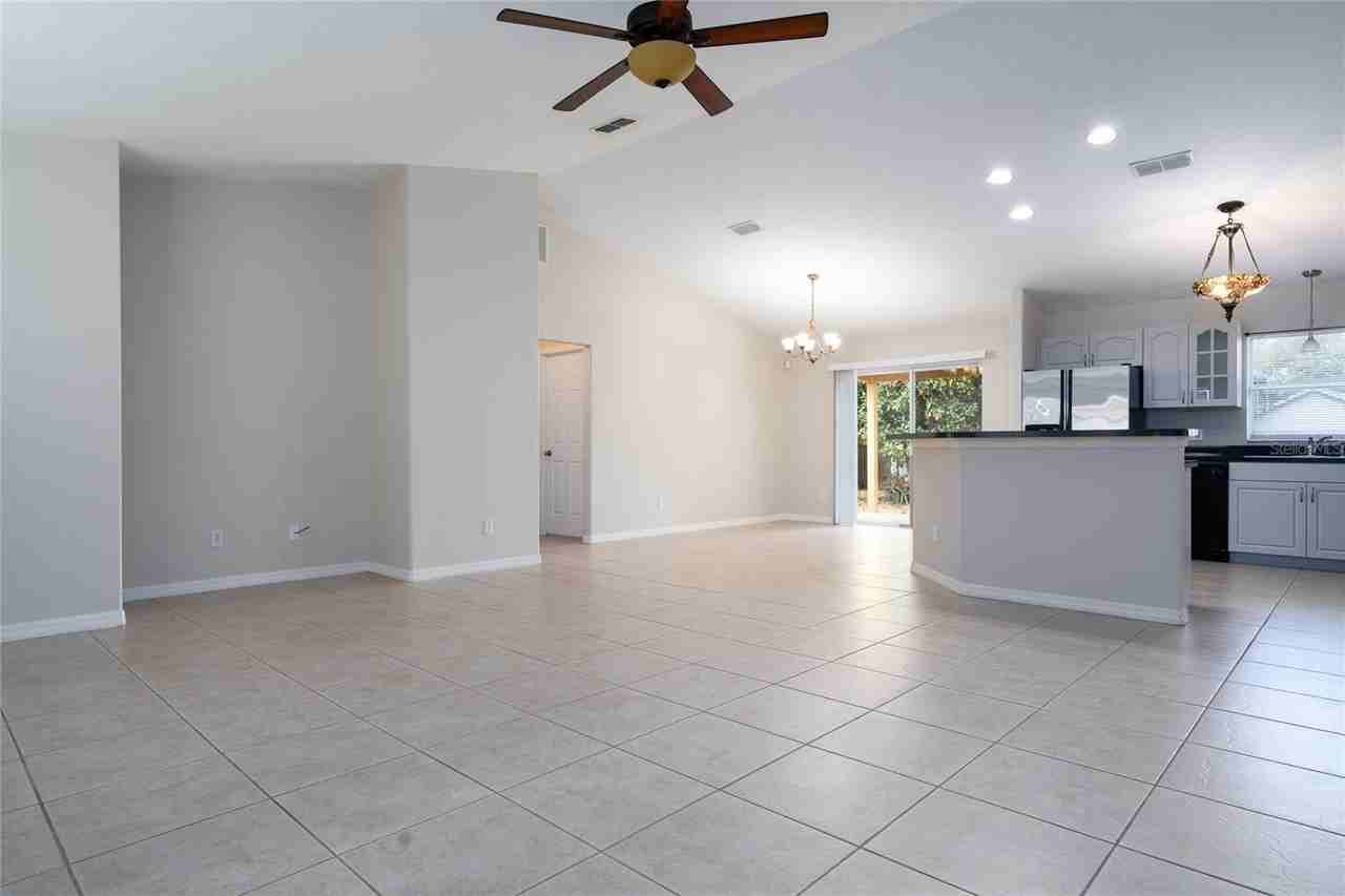 1510 Falmouth Ave - Photo 2 of 21