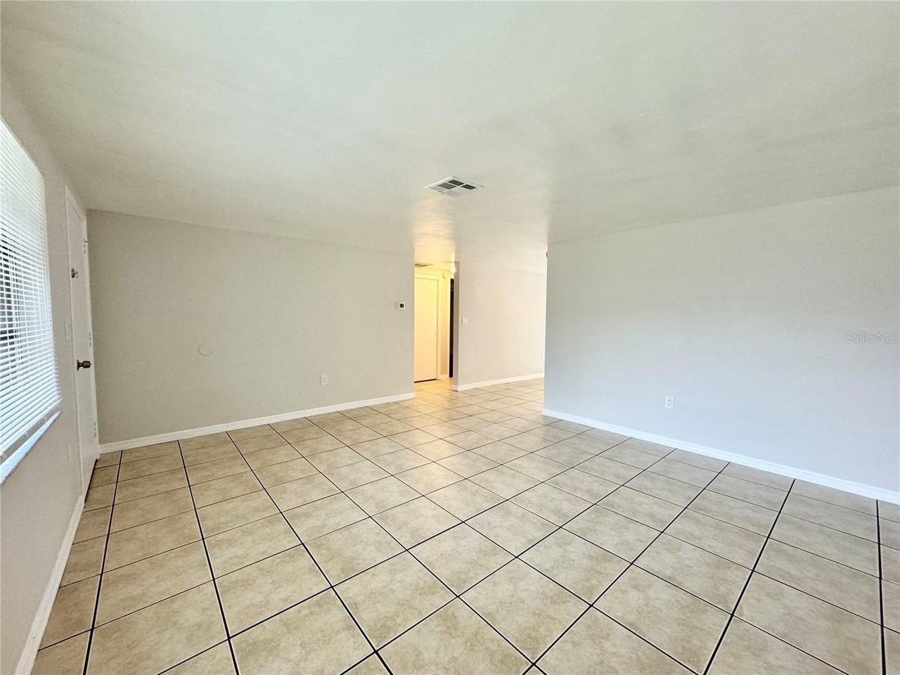 5815 Dailey Ln - Photo 6 of 23