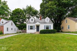 featured image of 1906 Glenridge Dr