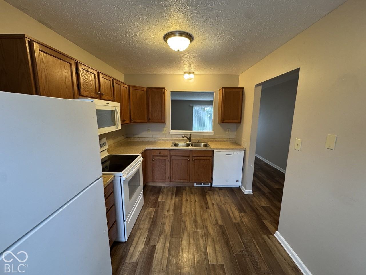 5542 Lippan Way - Photo 5 of 20