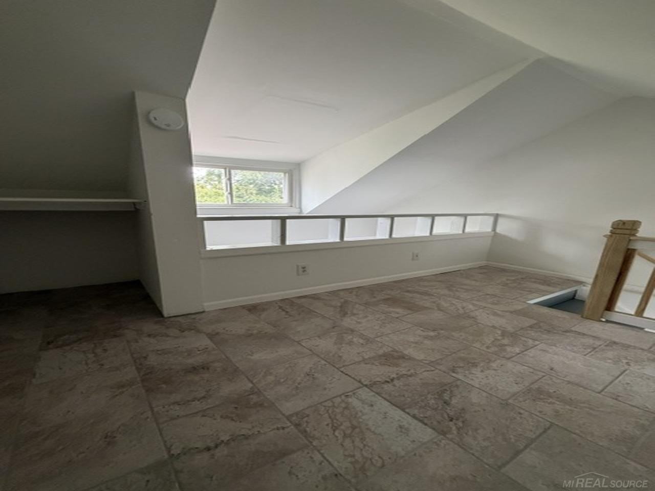 264 Cass Ave - Photo 7 of 7