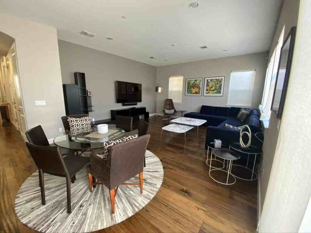 1837 Worthington Cir - Photo 4 of 17