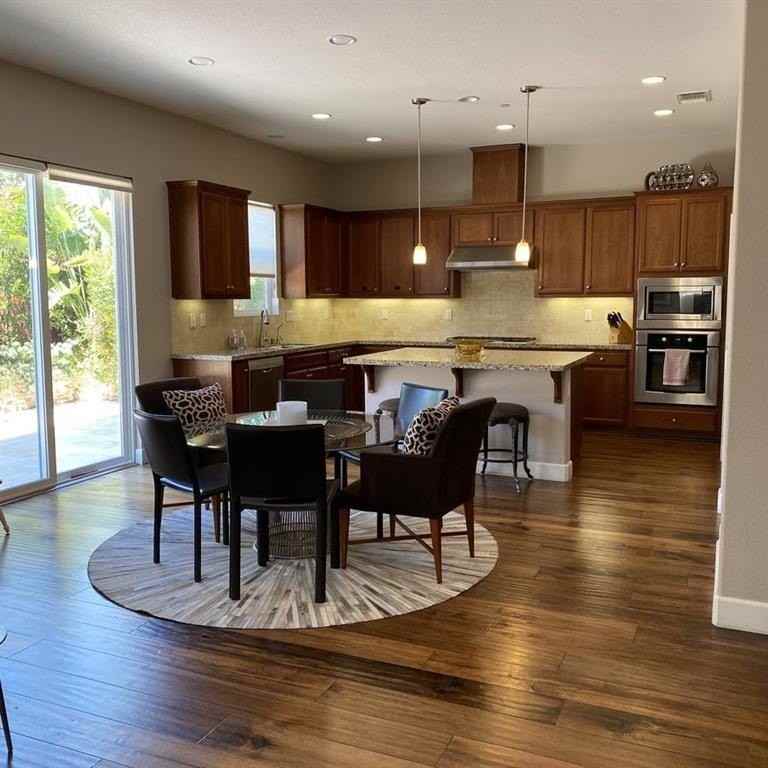 1837 Worthington Cir - Photo 5 of 17