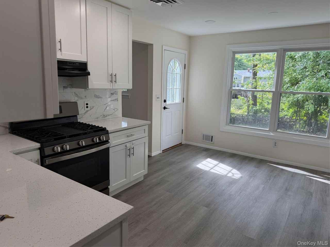 343 Ehrhardt Rd - Photo 4 of 21