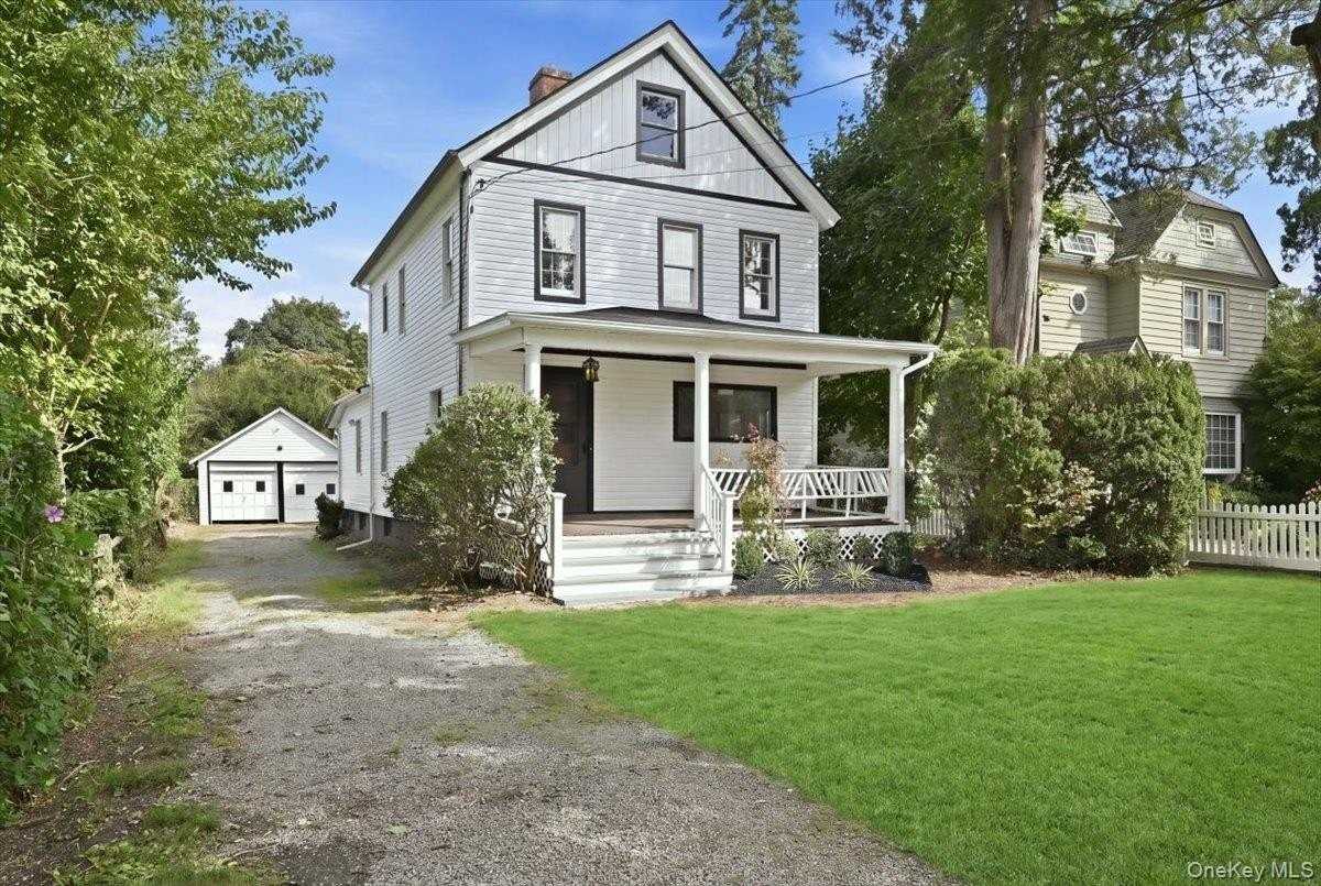 42 Chestnut St - Photo 2 of 24
