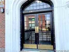 featured image of 88 Lincoln Ave #1E