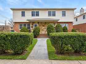 2 Pequot Ave #A - Photo 1 of 1