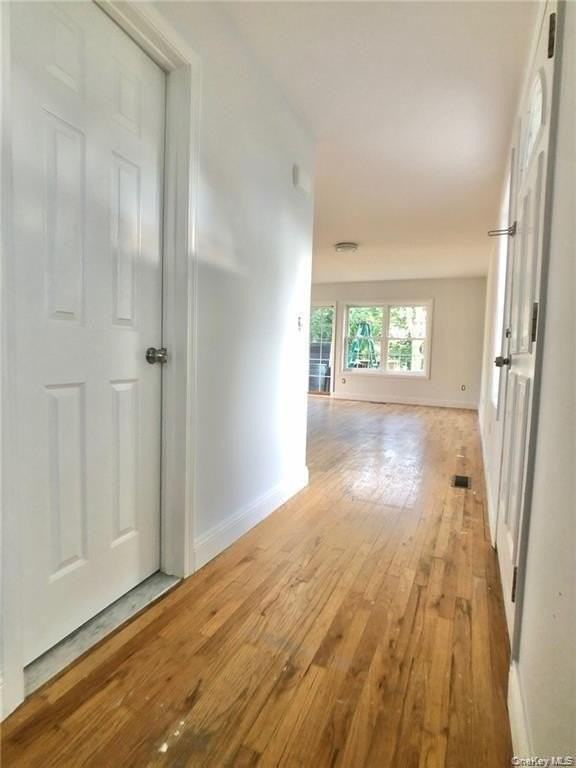 182 Lincoln Ave #1 - Photo 4 of 16