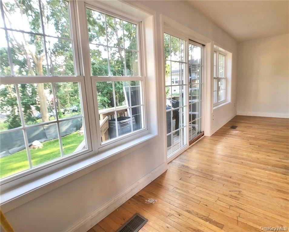 182 Lincoln Ave #1 - Photo 6 of 16